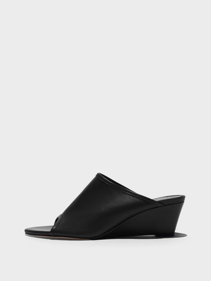 Aeyde | Suzanne Leather Heeled Sandals for Women | Black Nappa | Round Toe | Mid Heel | Side View