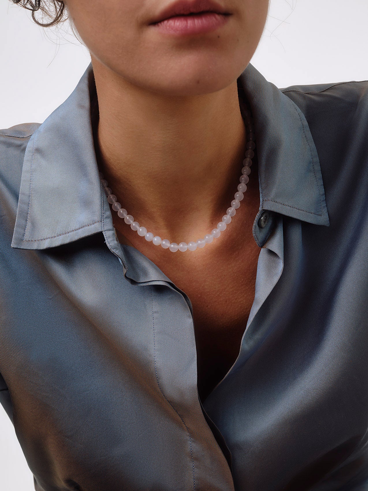 Aeyde | Saylor White Jade and 18kt Gold-Plated Necklace for Women | Luxury Materials | Handmade in Italy | On Model